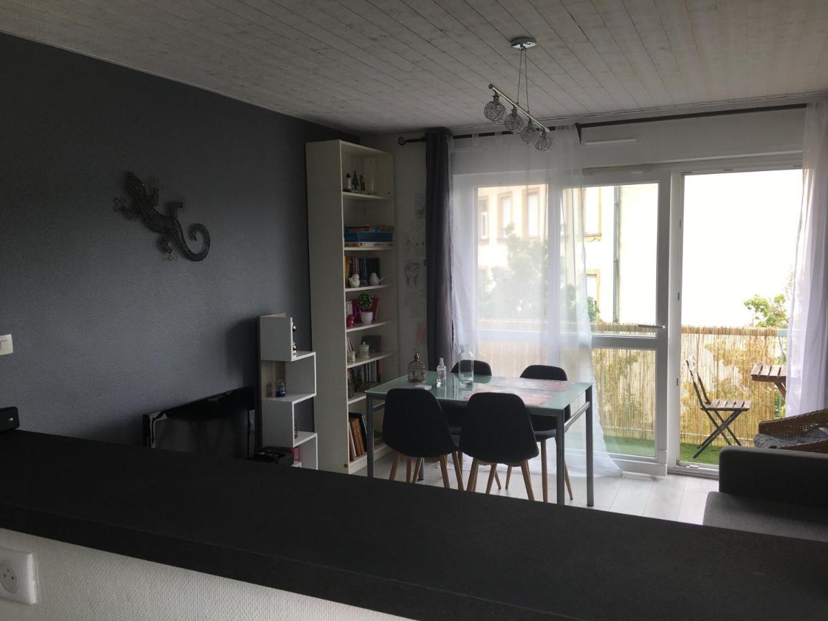 2 Pieces - Quartier Calme - Parking Gratuit Apartment Metz Exterior photo